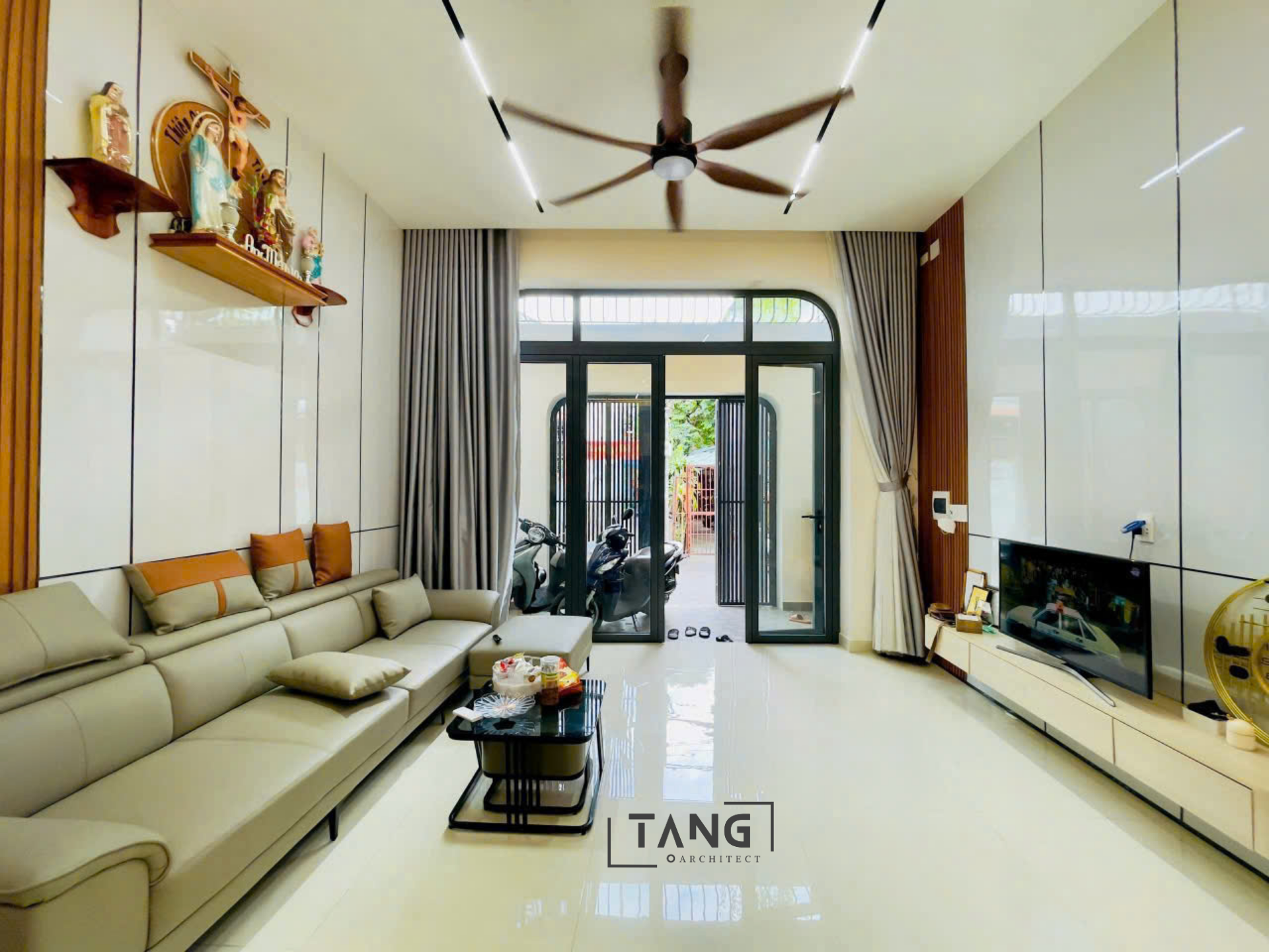 alt="nhà cải tạo bình dương"
